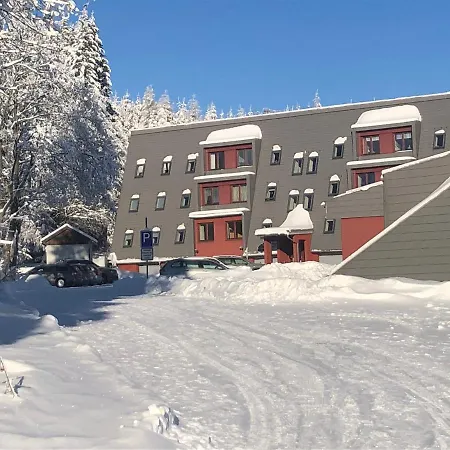 Apartman Ramzova Kometa Ostruzna Exterior photo