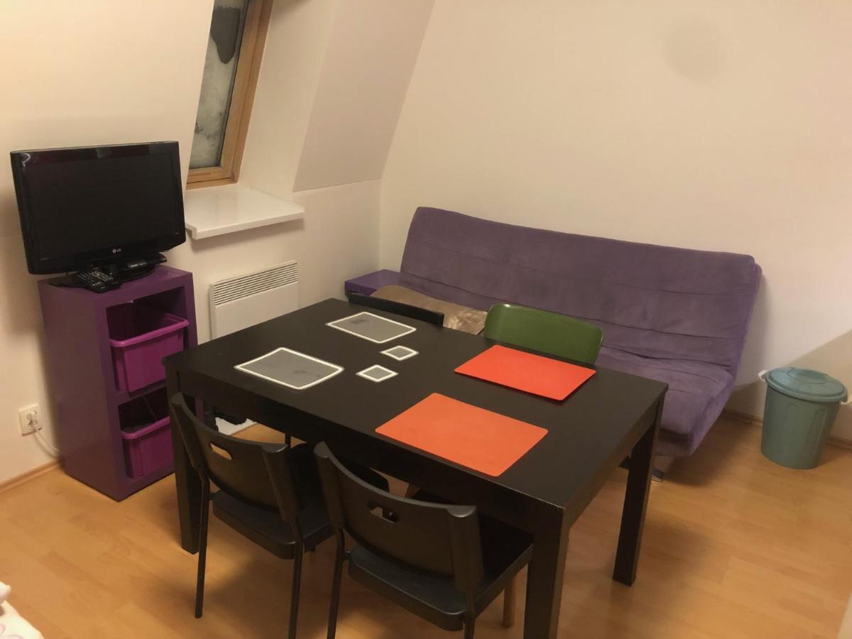 Apartment Ramzova Kometa